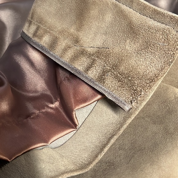 VINTAGE SUEDE WOMENS LONG JACKET WITH FUR NECKLINE SIZE MEDIUM - Picture 10 of 11